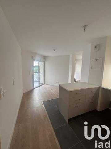 Appartement à vendre 4 pièces 64 m² Courbevoie