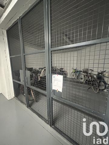 Appartement à vendre 4 pièces 64 m² Courbevoie