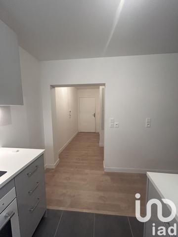 Appartement à vendre 4 pièces 64 m² Courbevoie