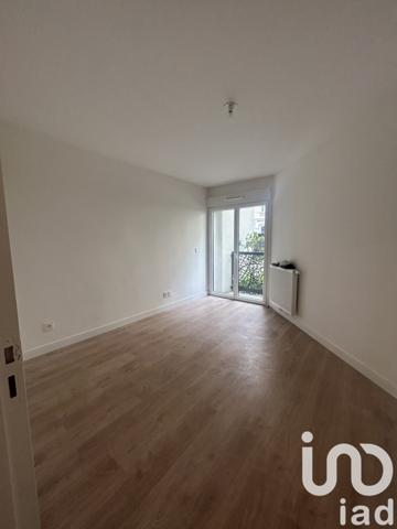 Appartement à vendre 4 pièces 64 m² Courbevoie