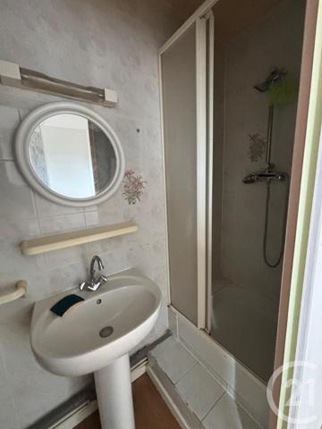 Maison à vendre  11 pièces - 260 m2 INGRANDES - 86