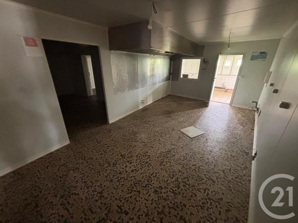 Maison à vendre  11 pièces - 260 m2 INGRANDES - 86