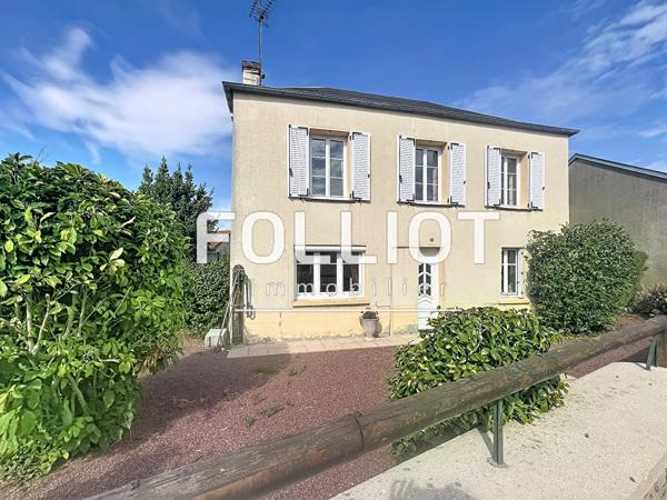 A VENDRE Maison 10 MN SAINT LO BOURG SAINT CLAIR SUR ELLE 50680