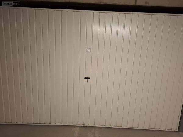 Garage - Parking à vendre à Rennes en Ille-et-Vilaine (35000), ref : 006/2181   
RENNES-BEAULIEU