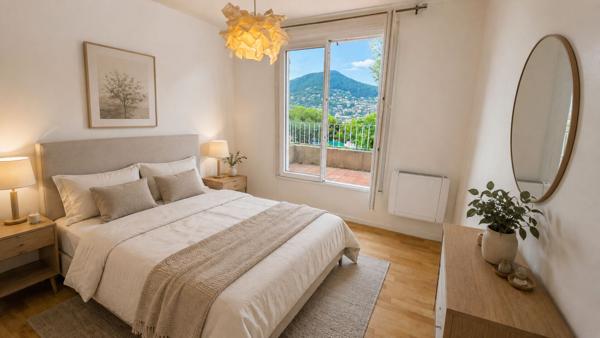 Villa Carqueiranne non mitoyenne 109 m² T5 au calme, rénovée