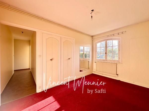 Maison Familiale / 4 chambres / Garage / Piscine / Grand terrain