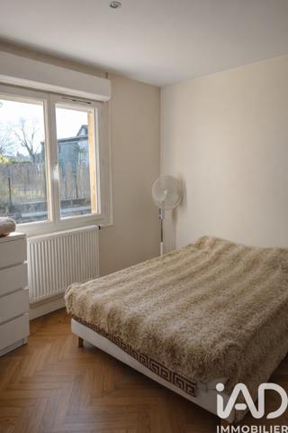 Immeuble à vendre 93 m² Saint-Seurin-sur-l'Isle