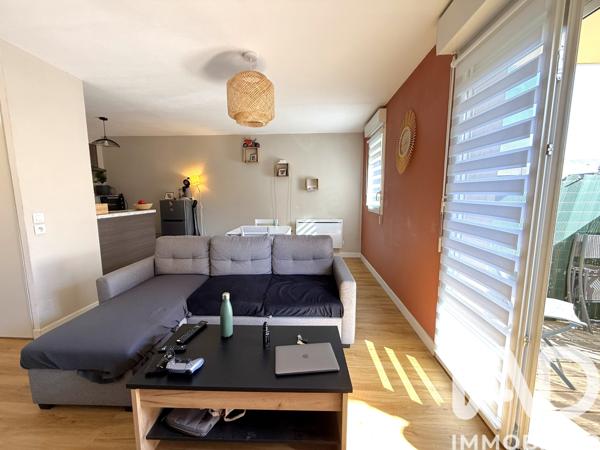 Location appartement 2 pièces 42 m² La Rivière-Saint-Sauveur
