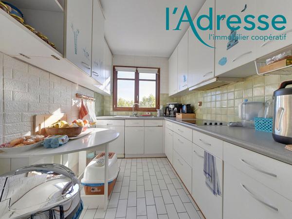 Trois pièces en DERNIER ETAGE