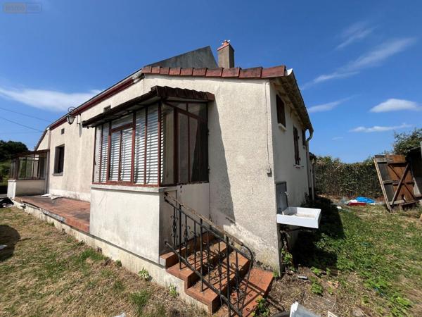 Maison rurale à vendre à Sanvignes-les-Mines en Saône-et-Loire (71410), ref : 063/1458