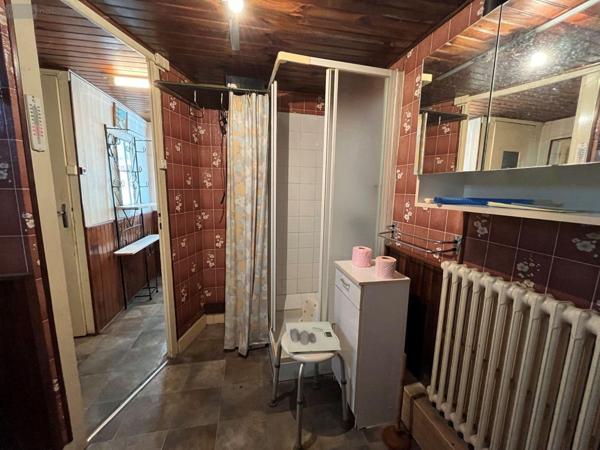 Maison rurale à vendre à Sanvignes-les-Mines en Saône-et-Loire (71410), ref : 063/1458