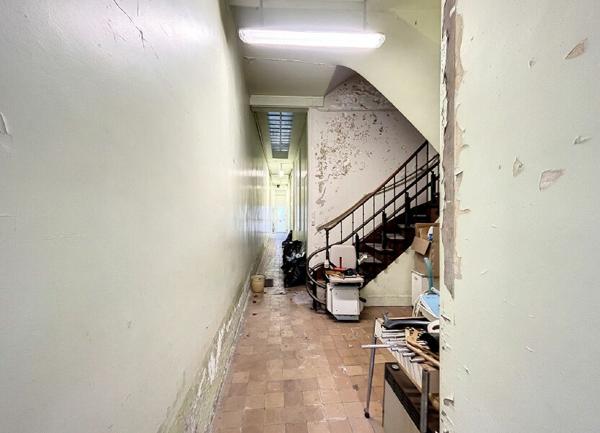 Appartement à vendre    5 pièces • 189 m2 Noyon