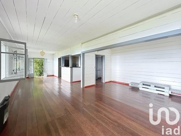 Domaine 5 pièces de 160 m² à LE BRÛLE (97400)