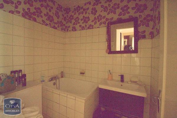 Immeuble à vendre 261m²