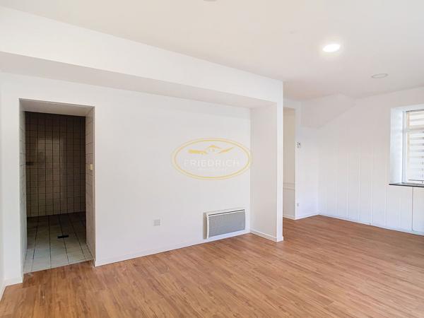 LOCAL COMMERCIAL - COMMERCY Commercy LOCAL COMMERCIAL - COMMERCY Commercy