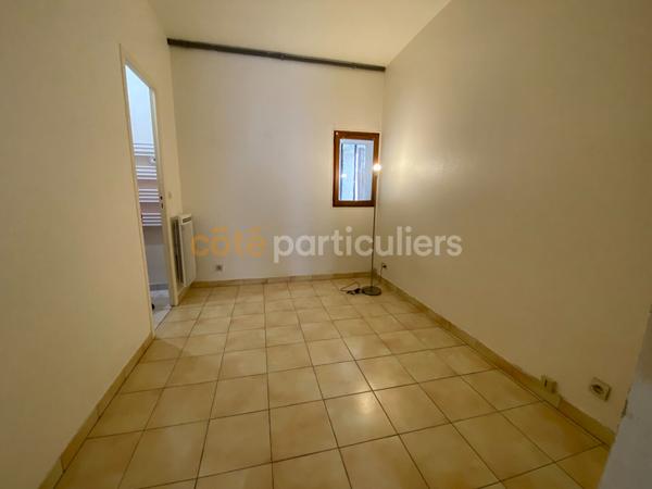 Location Appartement25 m² - 2 Pièces - MONTLHERY (91310)