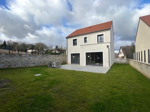 Montlhéry (91310) MONTLHERY CENTRE VILLE - MAISON NEUVE - 128 M2 - F6 - GROSSE OPPORTUNITE - LIVRÉE POUR VOUS SOUS 2 MOIS