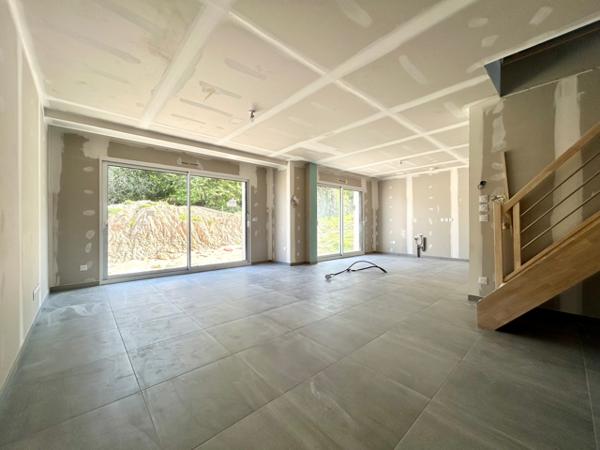 Montlhéry (91310) MONTLHERY CENTRE VILLE - MAISON NEUVE - 128 M2 - F6 - GROSSE OPPORTUNITE - LIVRÉE POUR VOUS SOUS 2 MOIS