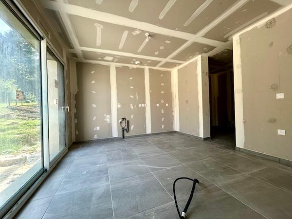 Montlhéry (91310) MONTLHERY CENTRE VILLE - MAISON NEUVE - 128 M2 - F6 - GROSSE OPPORTUNITE - LIVRÉE POUR VOUS SOUS 2 MOIS