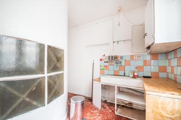 Appartement F4 à vendre  4 pièces - 72,61 m2 PARIS - 75010