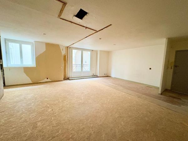 Agen centre – Appartement en rez-de-chaussée à réagencer entièrement