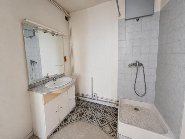 Agen centre – Appartement en rez-de-chaussée à réagencer entièrement