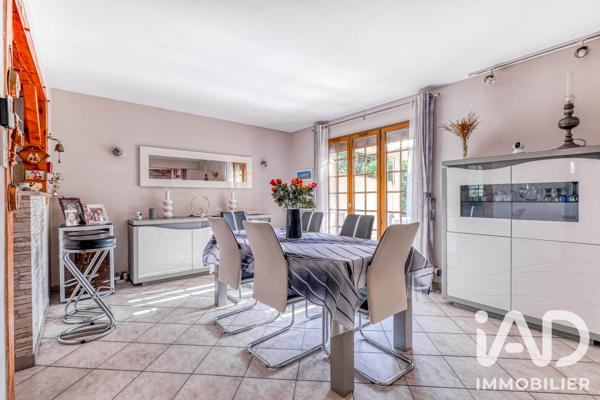 Maison à vendre 6 pièces 113 m² Vaujours
