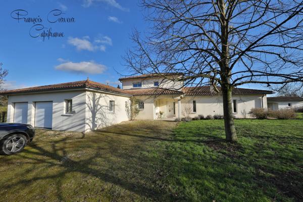 Maison à vendre 6 pièces proche de MACON (71)