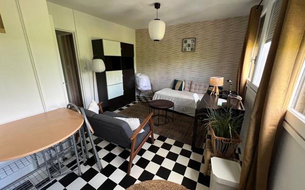 Appartement à vendre    1 pièce •  Limoges