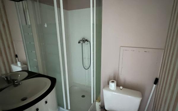 Appartement à vendre    1 pièce •  Limoges
