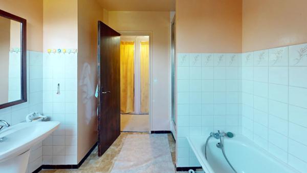 Maison Fay Aux Loges 5 pièce(s)