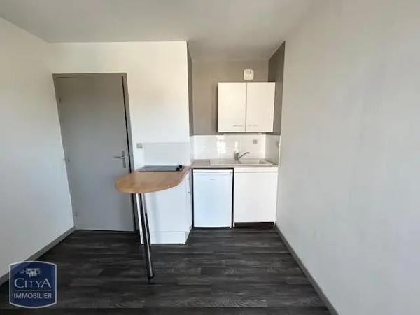 Appartement à louer 1 pièce 31.91m² Le Mans (72000)