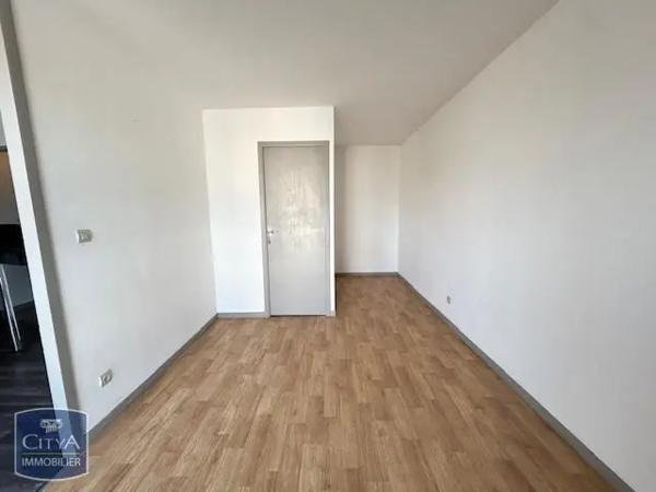 Appartement à louer 1 pièce 31.91m² Le Mans (72000)