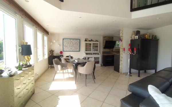 Maison à vendre    4 pièces • 103,85 m2 Rumilly