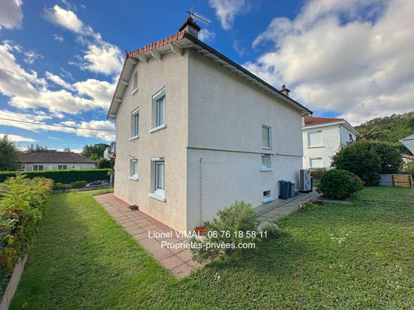 Maison 145 m2 6 pièces ( 4 ch ) sur terrain clos de 609 m2