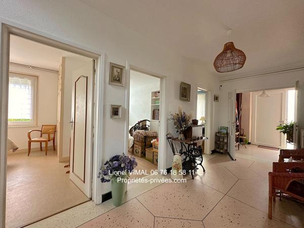 Maison 145 m2 6 pièces ( 4 ch ) sur terrain clos de 609 m2