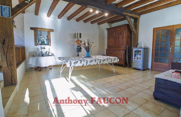 Maison Mareuil Sur Lay Dissais 7 pièce(s) 188 m2