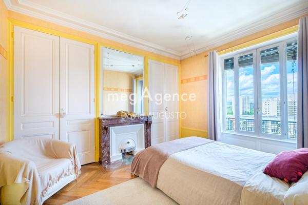 Appartement à VILLEURBANNE, 69100 - 4 pièces 104m²