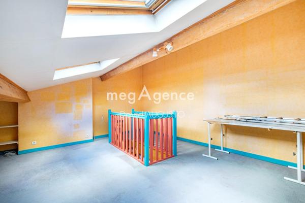 Appartement à VILLEURBANNE, 69100 - 4 pièces 104m²