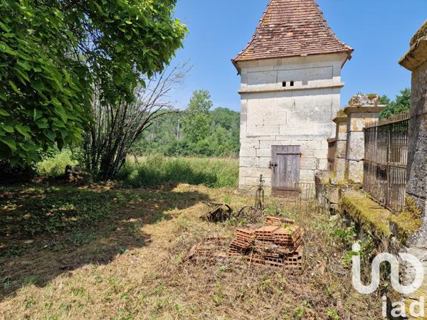 Maison à vendre 8 pièces 220 m² Sainte-Croix-de-Mareuil