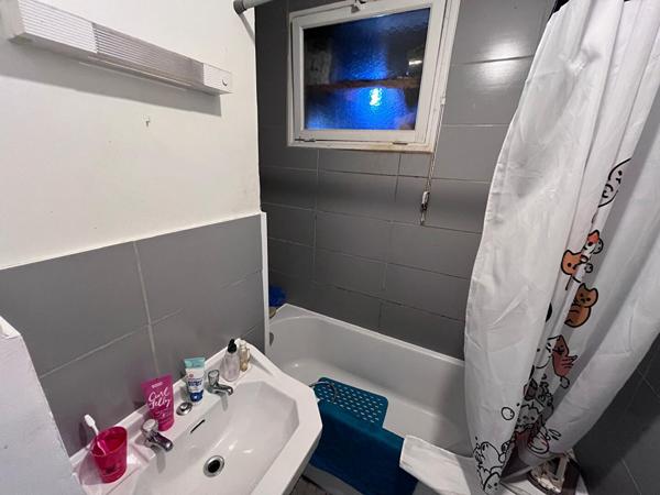 Appartement 3 pièce(s) 2 IIème ETAGE quartier "HAUTE FOLLIS"