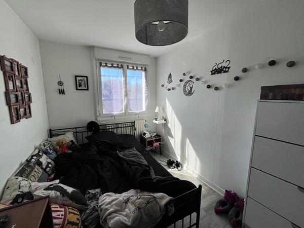 Appartement 3 pièce(s) 2 IIème ETAGE quartier "HAUTE FOLLIS"