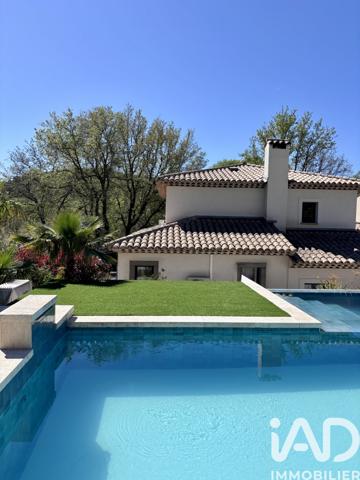 Maison à vendre 5 pièces 184 m² Grimaud