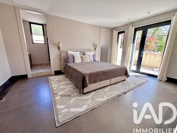 Maison à vendre 5 pièces 184 m² Grimaud