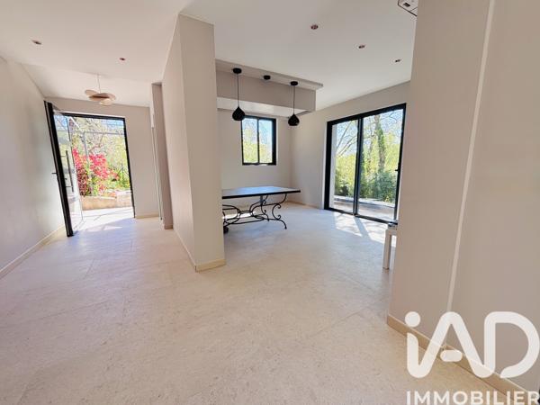Maison à vendre 5 pièces 184 m² Grimaud