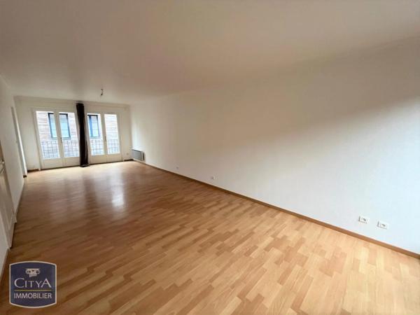 Appartement à louer 2 pièces 58.4m²