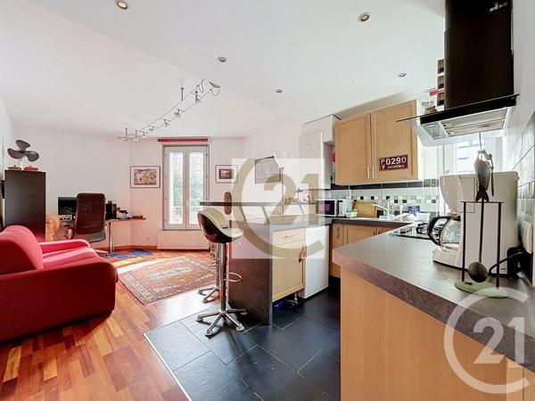 Appartement F3 à vendre  2 pièces - 40 m 2   IVRY SUR SEINE  - 94