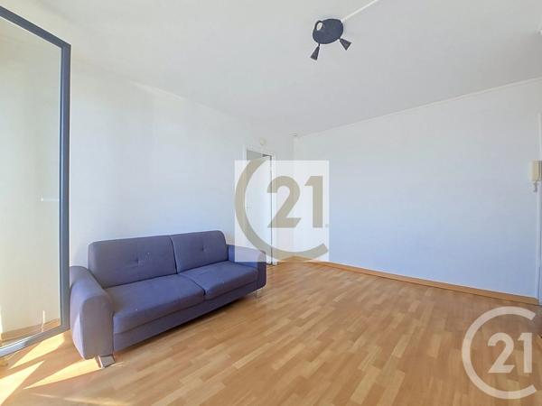 Appartement F3 à vendre  2 pièces - 40 m 2   IVRY SUR SEINE  - 94