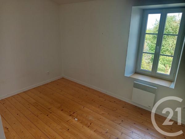 Maison à vendre  5 pièces - 110 m2 STE SOULLE - 17