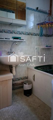 Chalet de 51m² sur 2 niveaux avec garages, vide sanitaire sur 552 m² de terrain cloturé